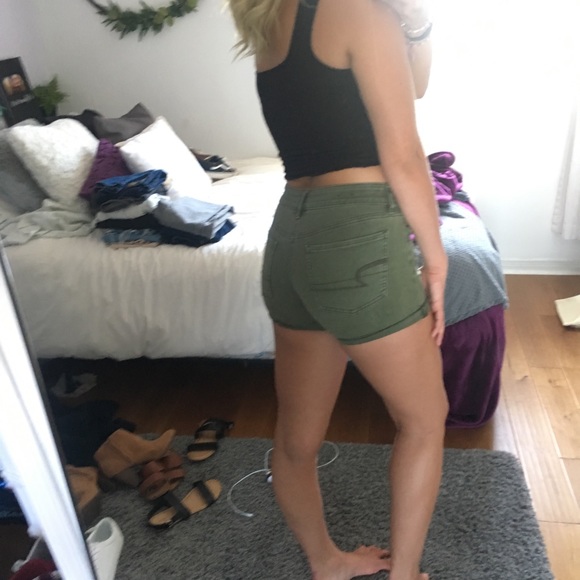 Green American eagle shorts - Picture 2 of 2